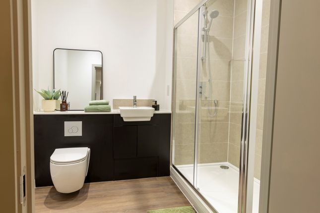  Accessible 1 Bed apartment  , Denmark House, Station Quarter photo 4