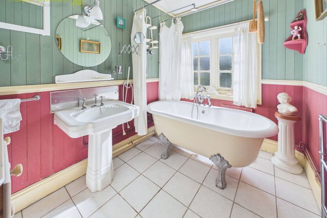 6, Lansdowne Road, Wallasey photo 4
