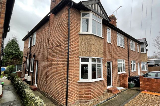 Thumbnail Maisonette to rent in Alma Drive, Chelmsford