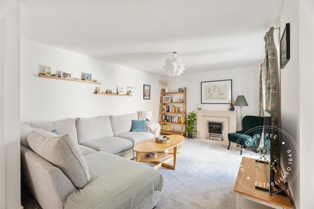 14 Gwern Hafren, Severn Grove, Cardiff photo 2