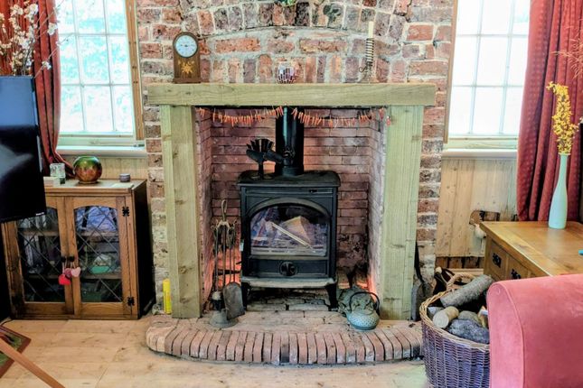 North Bungalow, Te Whare, Heathfield photo 4
