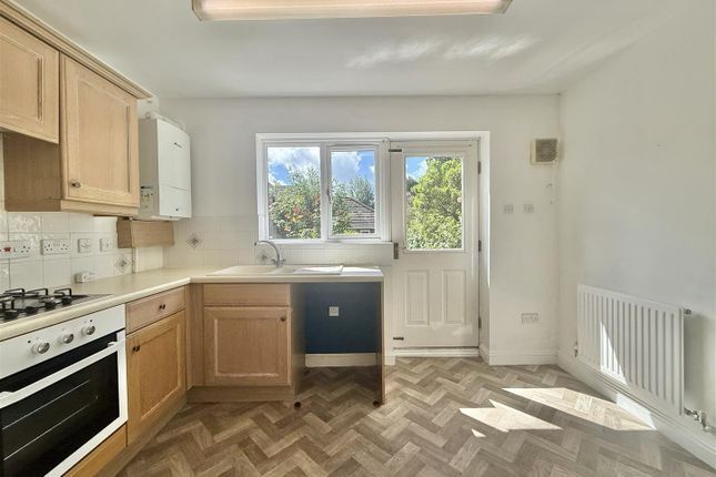14, Willow Close, Hereford photo 4