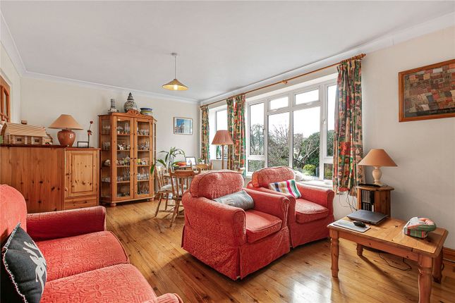 5 Oaklands,, Constance Road, Twickenham photo 2