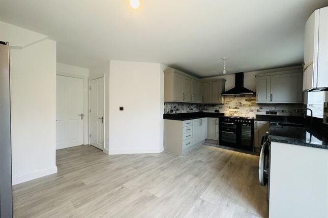 26, Park Avenue, Selby photo 2