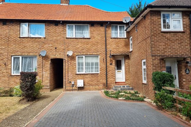 Thumbnail Property to rent in Hall Mead, Letchworth Garden City