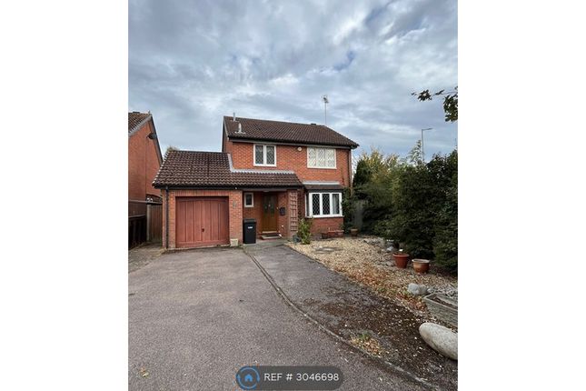 3-bed house on Catesby Green, Luton, £2,000/mo