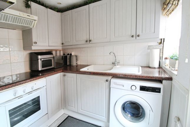118, Mansel Road, West Midlands photo 4