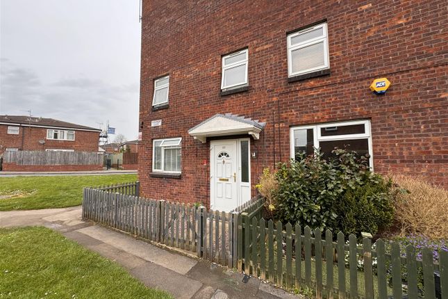 Semi-detached house for sale in Hornbeam Court, Swindon