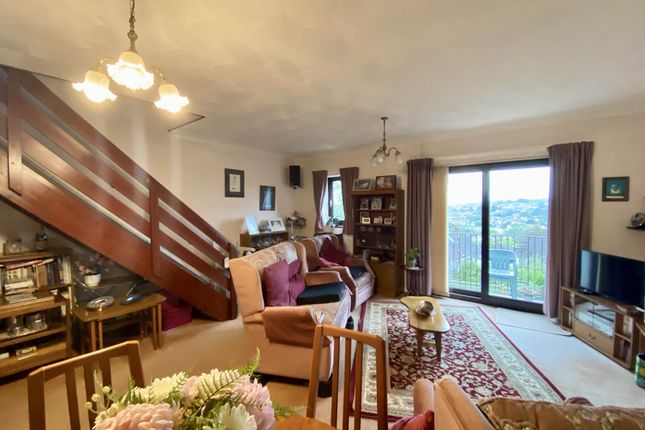 7, Drakes Gardens, Exmouth photo 3