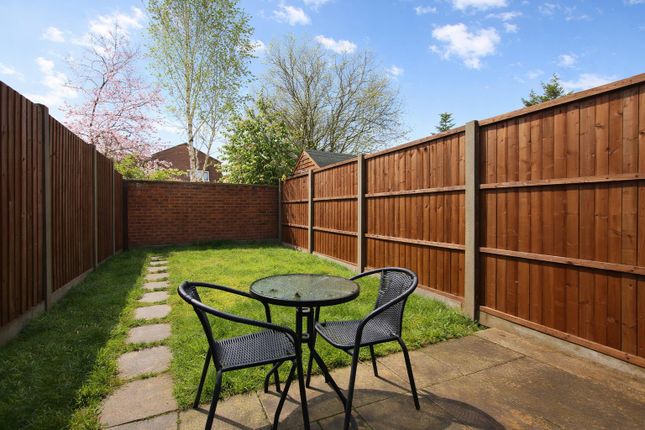15, Meryfield Close, Borehamwood photo 4