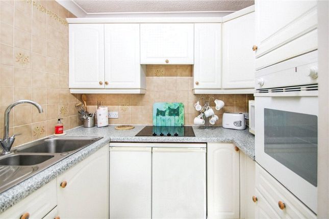 2 Home Paddock House,, Deighton Road, West Yorkshire photo 4