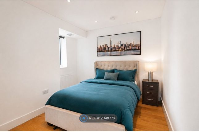 Flat   Eldridge Road, London photo 2