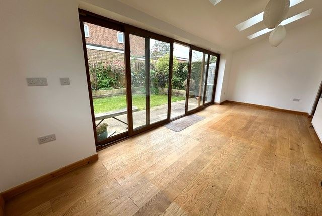 Property to rent in Ross Close, Saffron Walden