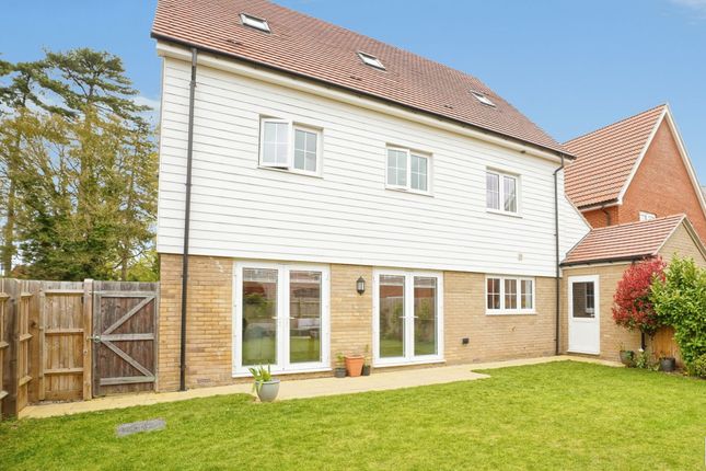 10 Bingley Close, Bishop's Stortford photo 4