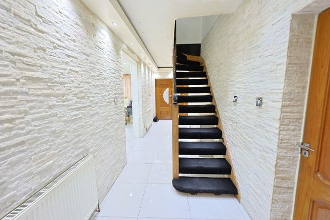 2, Sherrick Green Road, London photo 2