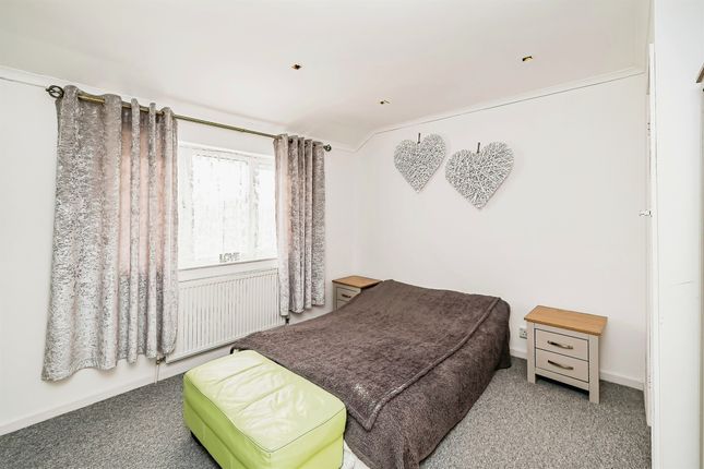 Terraced house for sale in St. Peters Avenue, Aylesbury