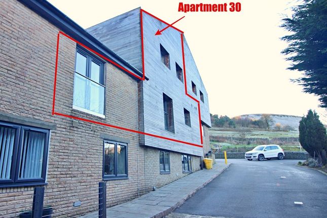 Thumbnail Flat to rent in Holcombe Road, Rossendale