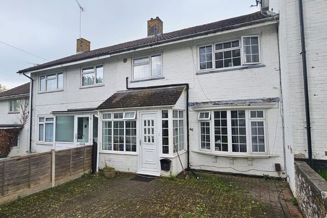Thumbnail Terraced house for sale in Mason Road, Crawley
