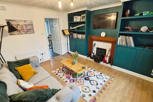 4, Stonelea Close, Branston photo 3