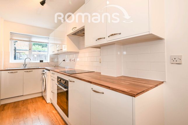 10, Suffolk Close, Wokingham photo 4