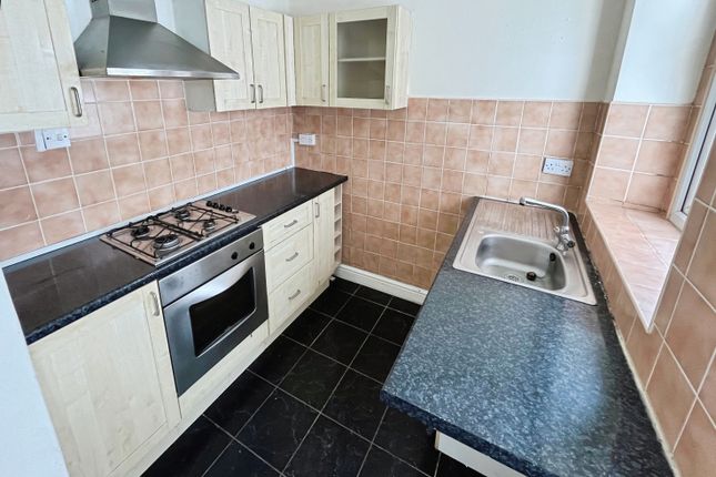 44, PONTYPRIDD photo 4