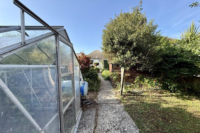 11, East Wyld Road, Dorset photo 4