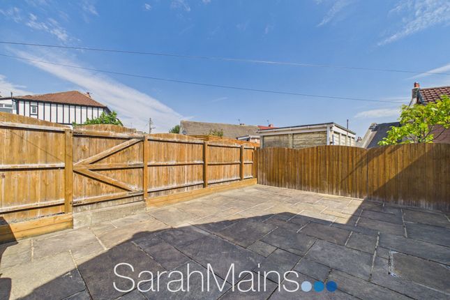 2 Stoney Lane, Gateshead photo 4