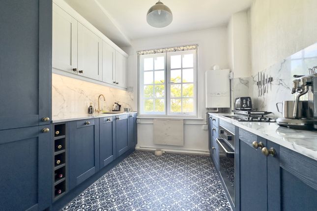 Flat 4, Seaton Burn,, Boughmore Road, Devon photo 3