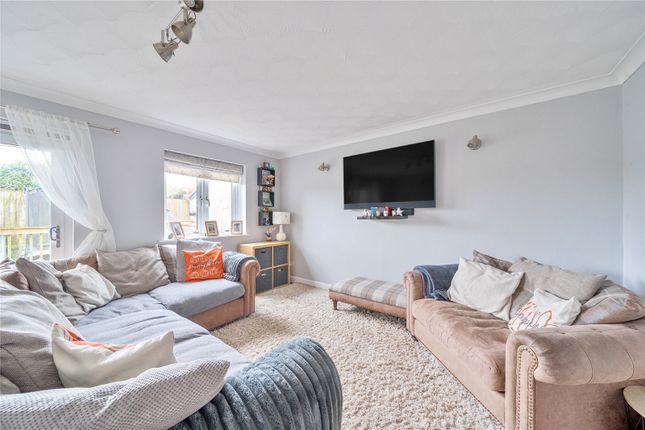 7, Whitebeam Grove, Honiton photo 3