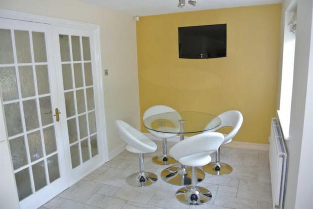 9, Pilsley Close, Belper photo 3