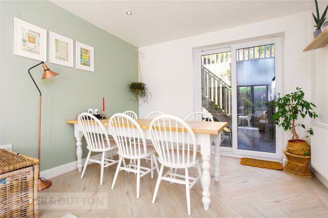21, Hill End Road, Saddleworth photo 4