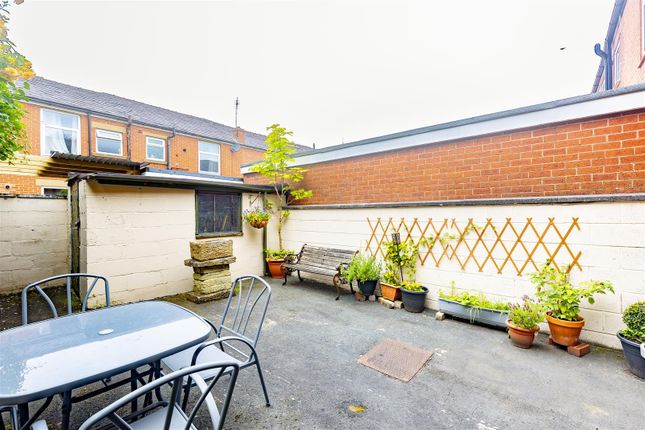 10, Cambridge Street, Chorley photo 4