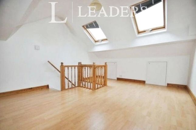 Room 4, 16, Mellard Street, Staffordshire photo 5
