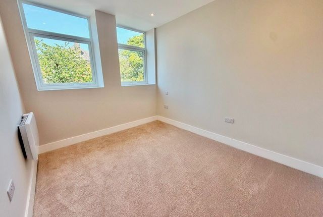 Apt 203, Halifax photo 5