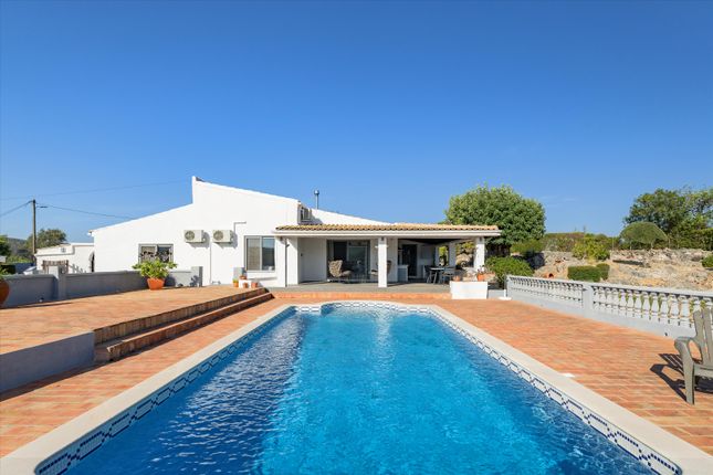 Thumbnail Villa for sale in Loulé, Algarve, Portugal