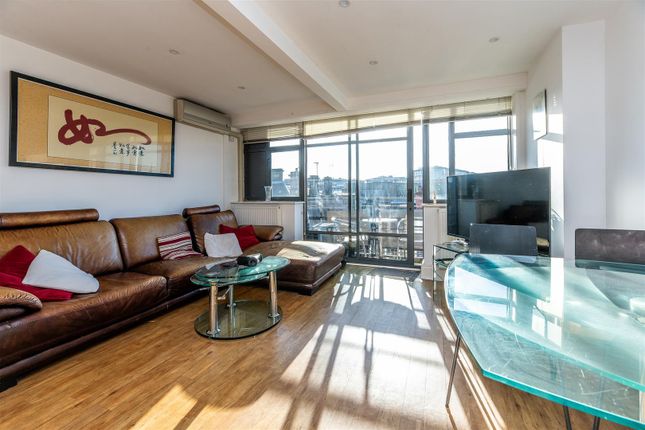 2-bed flat on 41, George Street Trading House, Nottingham, £150,000