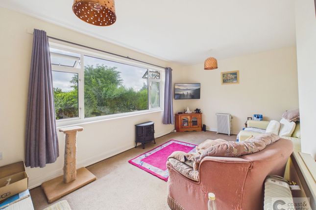 37a Knowles Hill Road, Newton Abbot photo 2