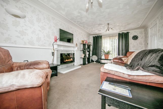 End terrace house for sale in Sebastian Close, Colchester