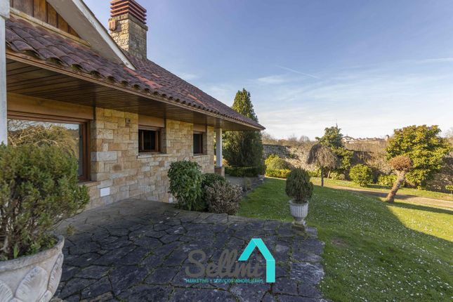 Villa for sale in Camino Quintas 33394, Gijón, Asturias