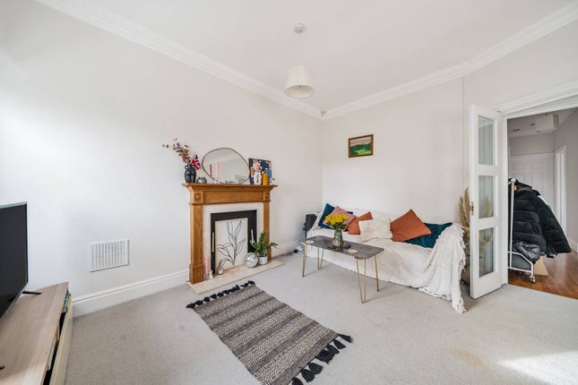 Thumbnail Flat to rent in Emperors Gate, South Kensington, London