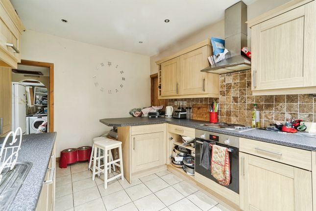 49, St. Johns Street, Keighley photo 4