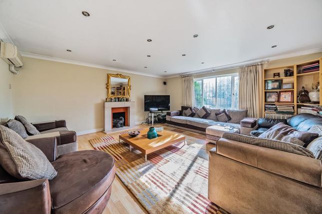 Detached house for sale in Maple Close, Finchley