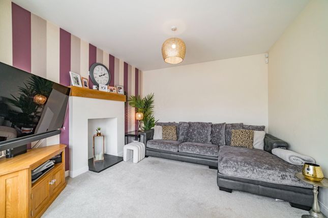 40a, Andrew Lane, Stockport photo 3