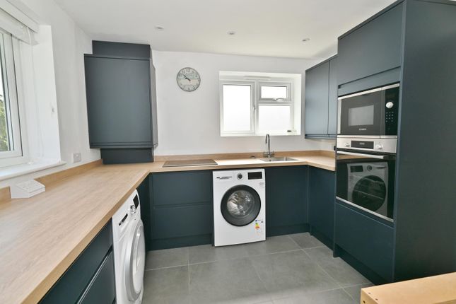 34a, The Grove, Teddington photo 3