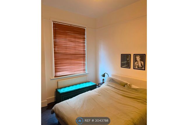 Flat A Primrose Mansions, Prince Of Wales Drive, London photo 4
