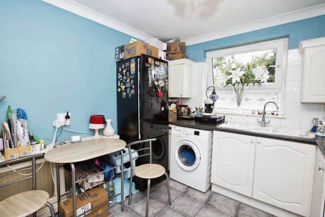 Flat for sale in Thornhill Gardens, London