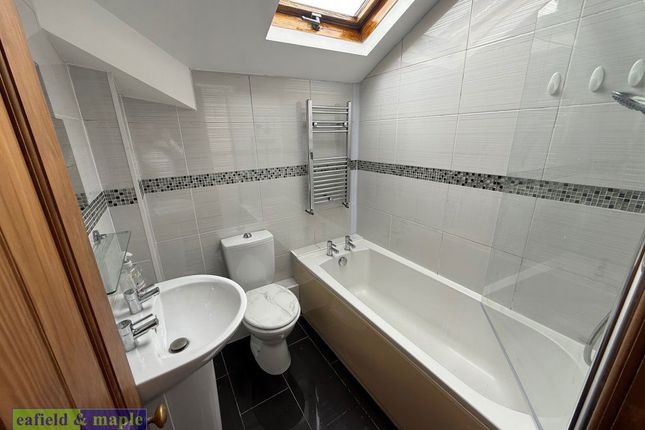 20, Barker Lane, Mellor photo 2