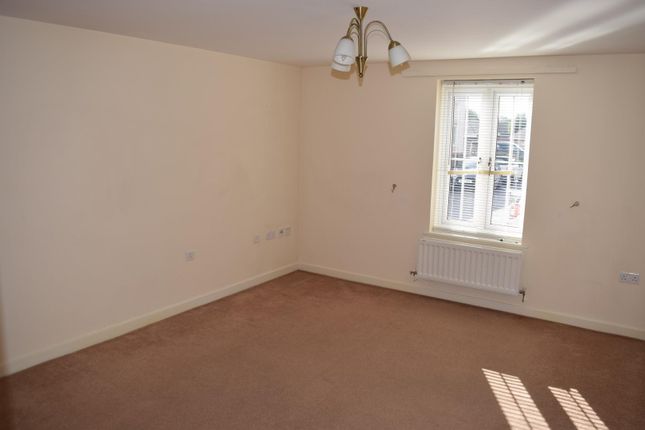 32, Mayflower Court, Highbridge photo 5