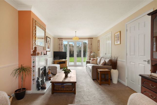 3, Harebell Close, Colchester photo 4