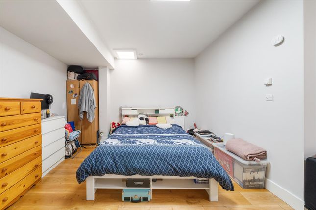 Bed 3